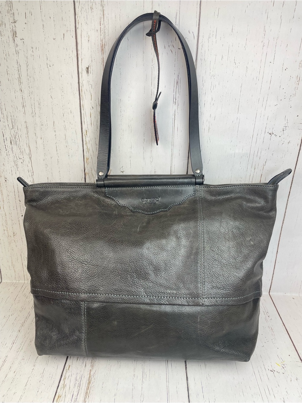Old Trend Holly Leaf Leather Tote